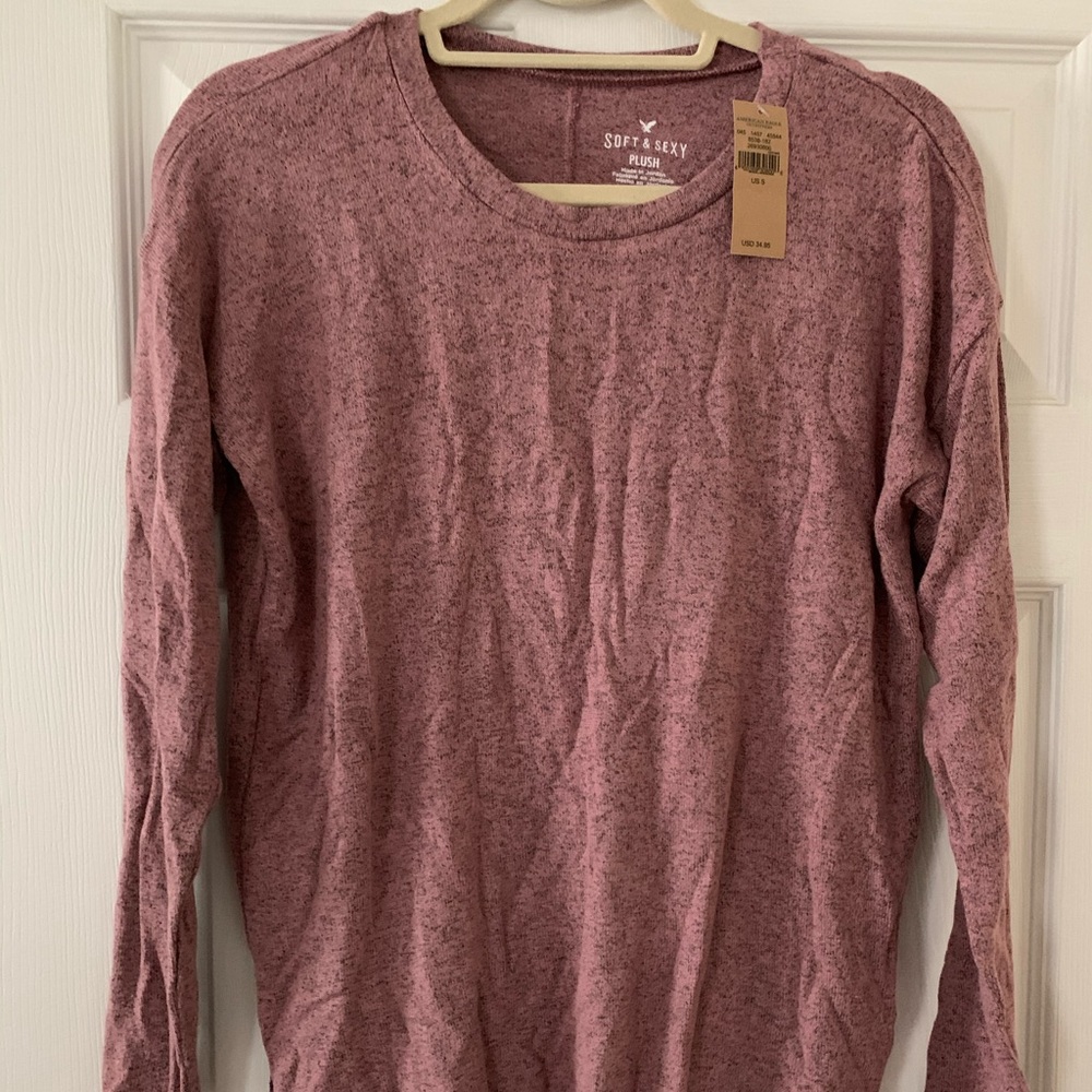 COPY - NWT Women’s American Eagle soft & sexy plush top